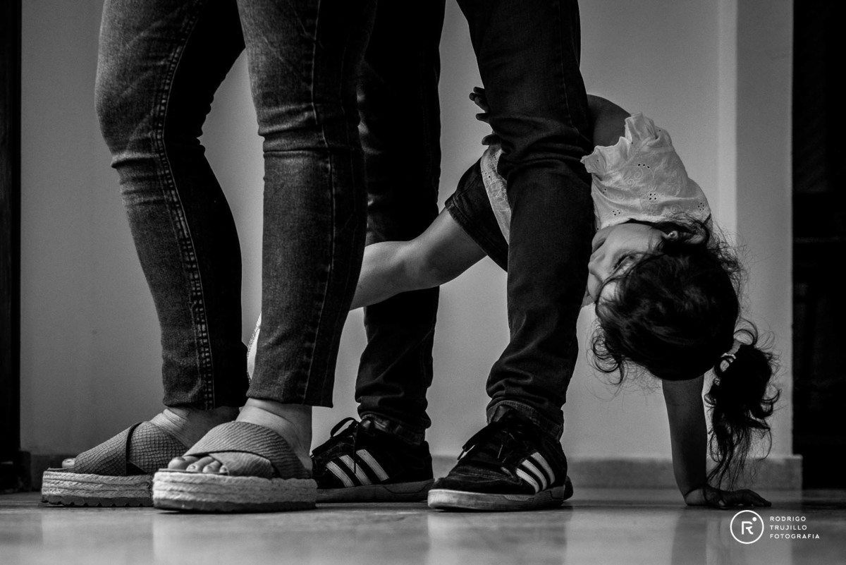 trujillorodrigo.com, rodrigo trujillo, sesion de embarazo, detalles de la sesion de embarazo realizada en rosario, fotografia  blanco y negro