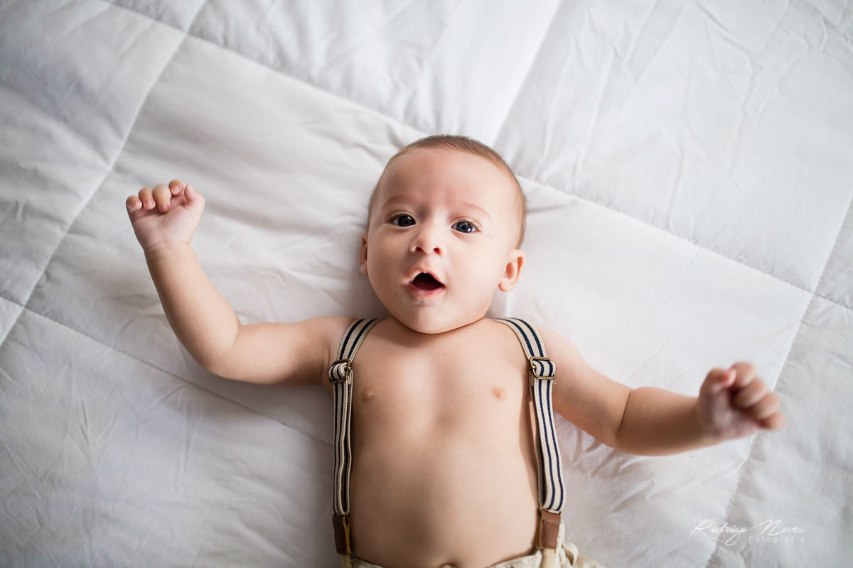 Fotografia documental acompanhamento de bebe fotografado por Rodrigo Neves Fotografo em Campos Rio de Janeiro