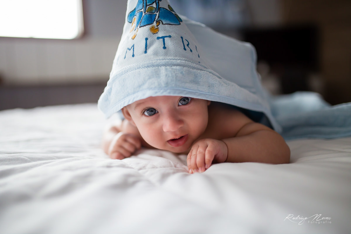 Fotografia documental acompanhamento de bebe fotografado por Rodrigo Neves Fotografo em Campos Rio de Janeiro