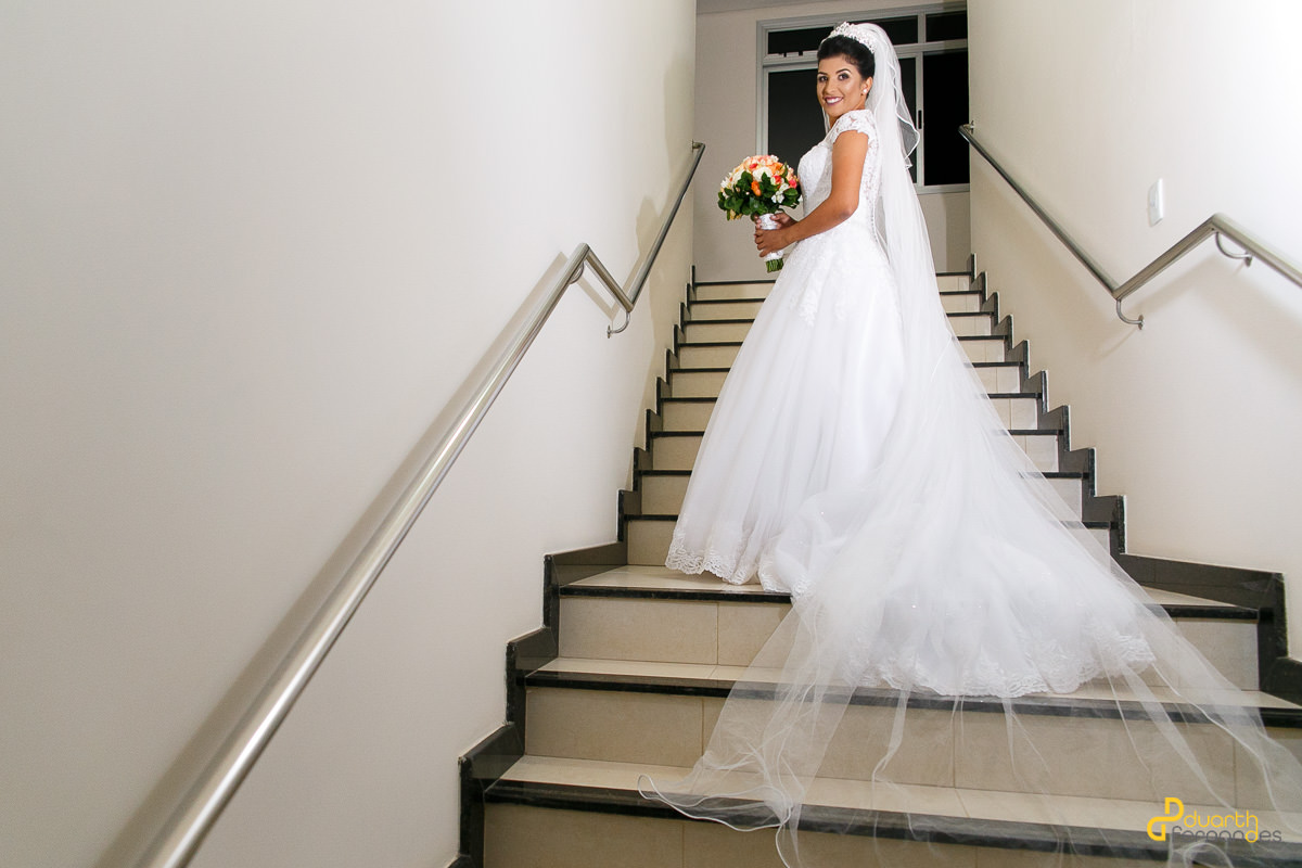noiva na escada