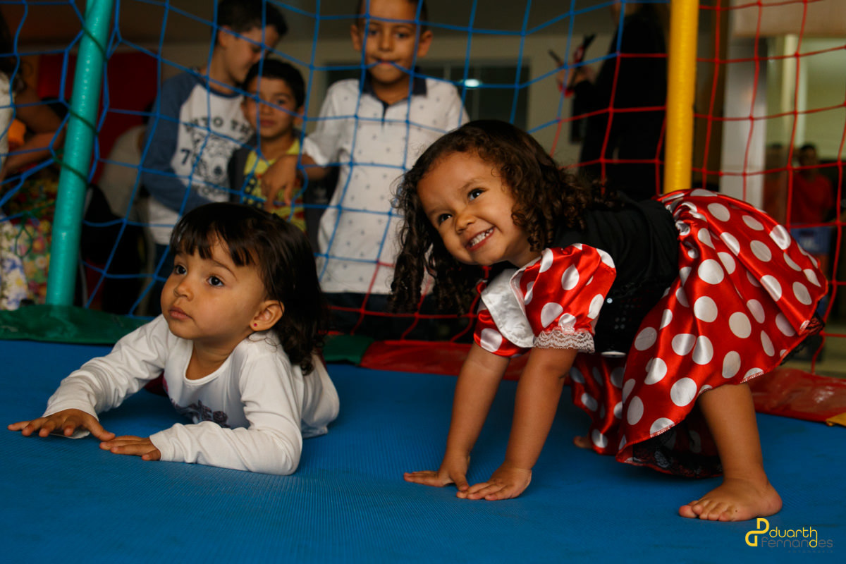 maria luiza brincando