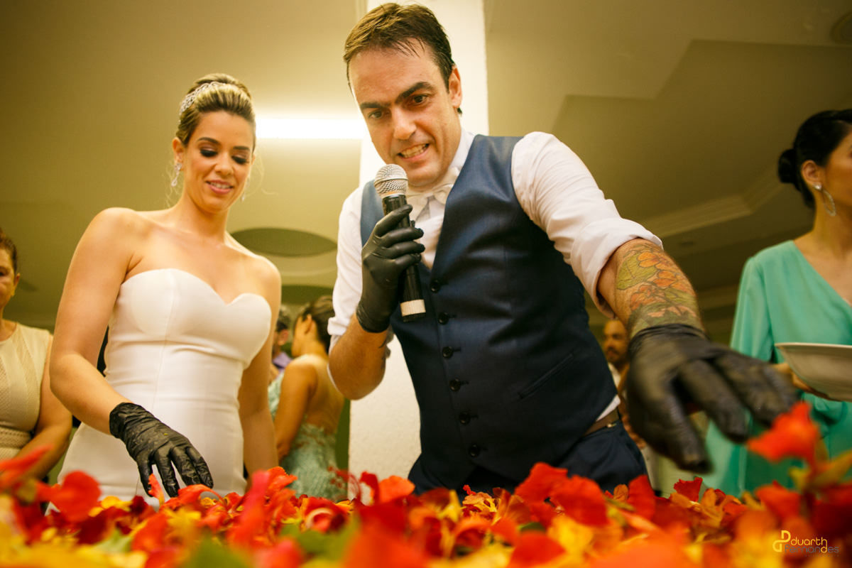 Chef Michel Abras fazendo paeja no seu casamento