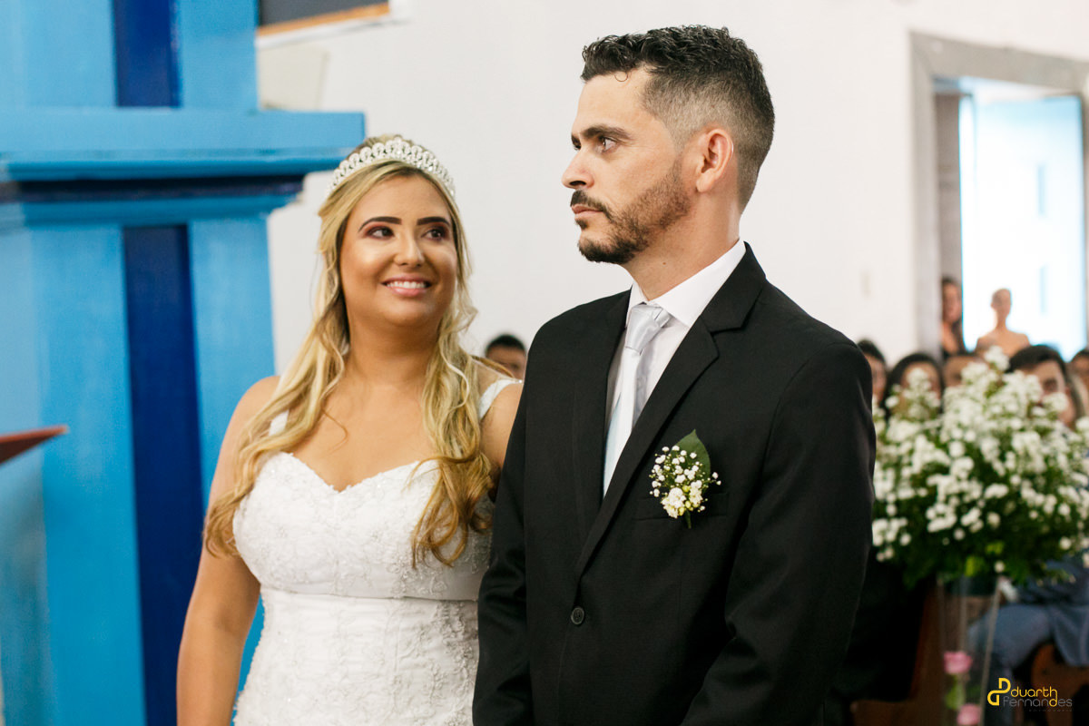 olhar da noiva para o noivo em itamarandiba mg