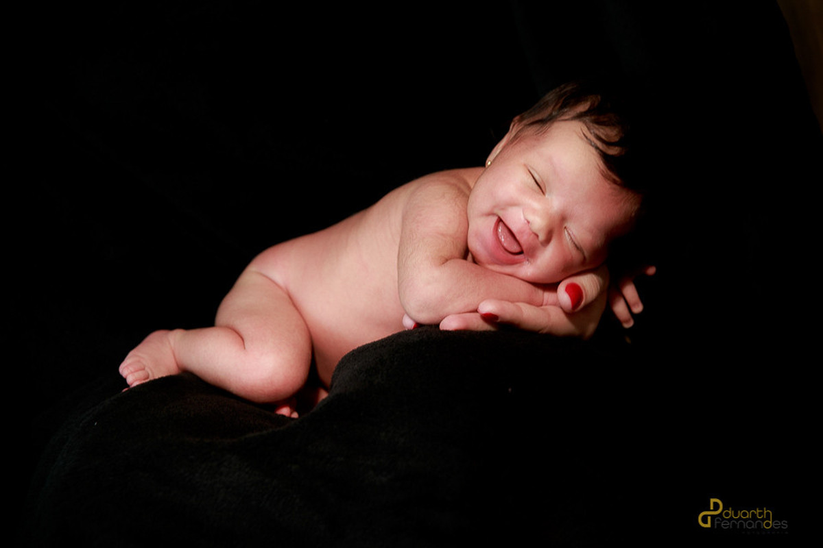 nenem sorrindo no ensaio