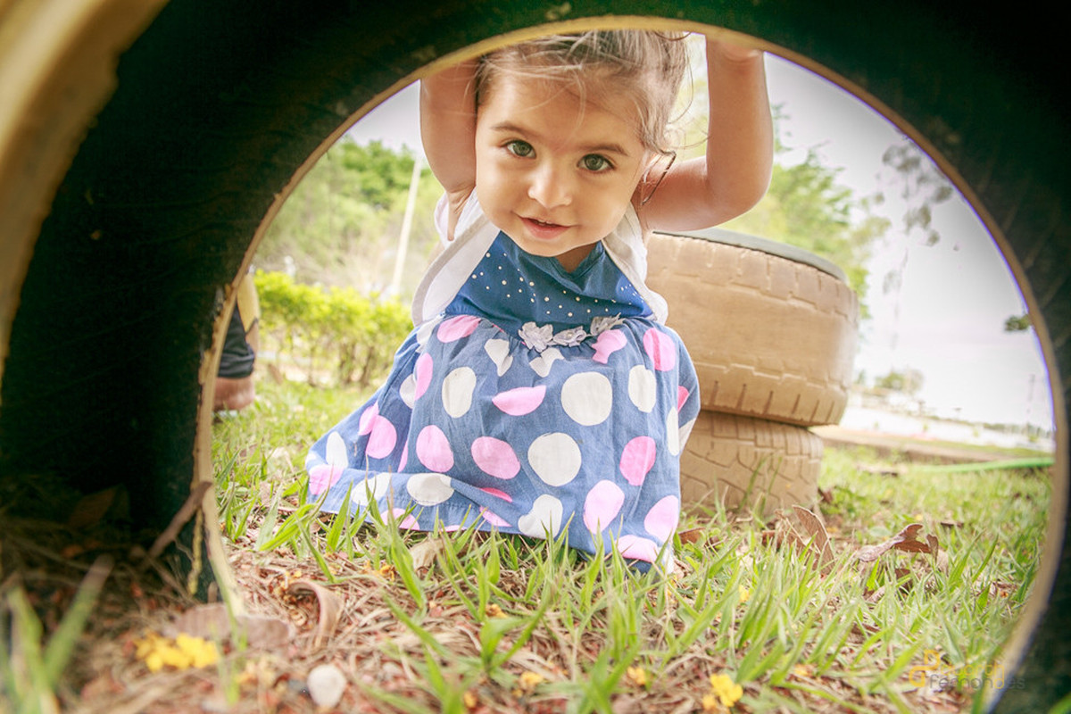 olho verde brilhando