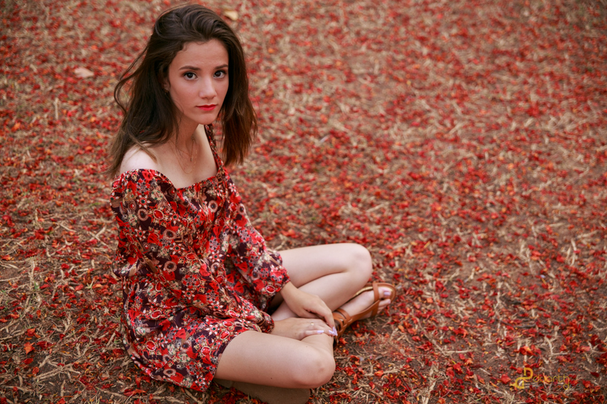 carol olhando pra camera