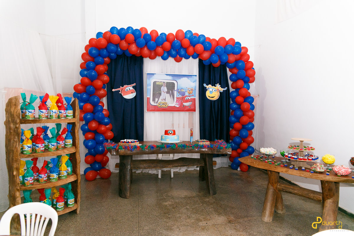 Decoracao do aniversario do Anthony em Turmalina