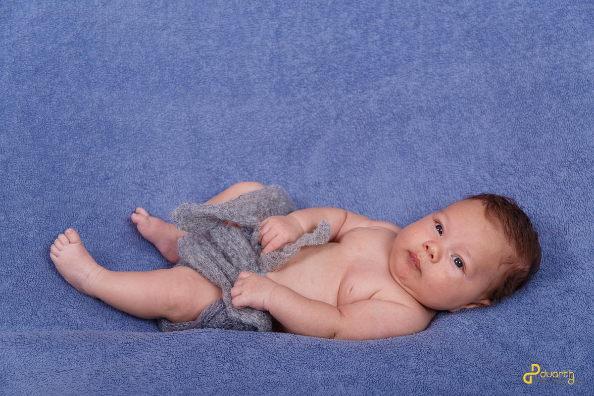 dormindo no pano azul