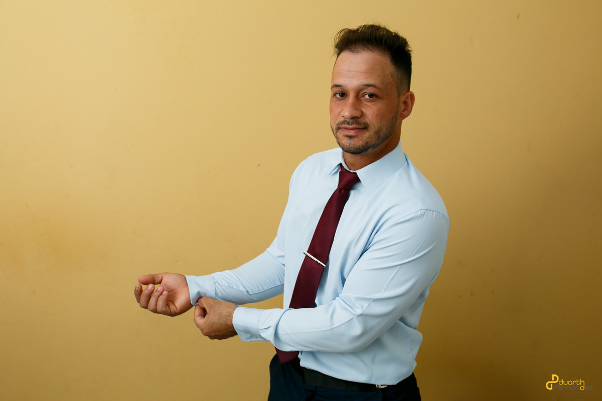 Foto de Making of de noivo em Turmalina MG