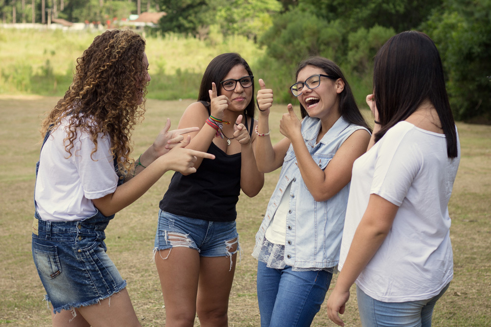 Amigas se divertindo