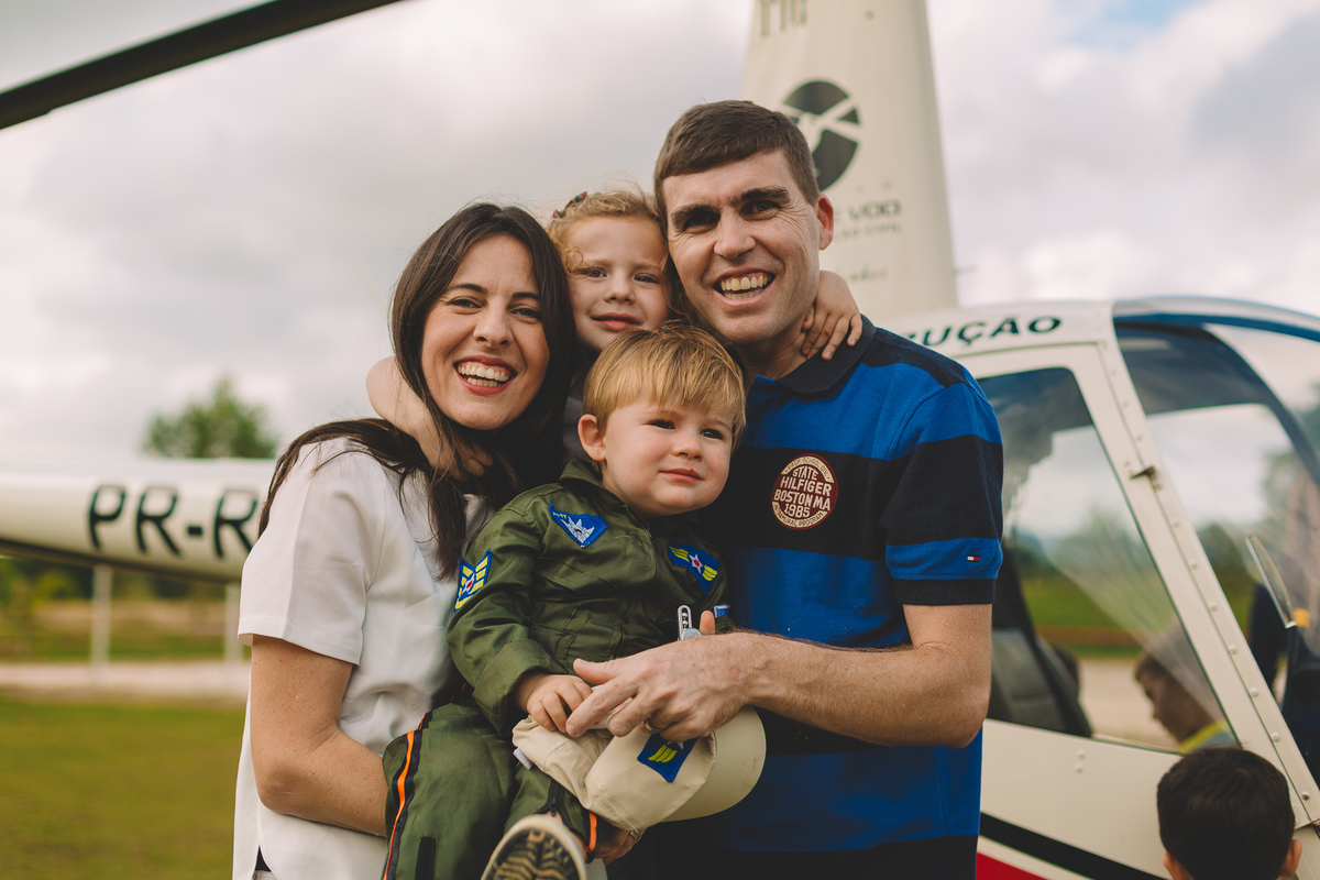 Família linda e sorridente