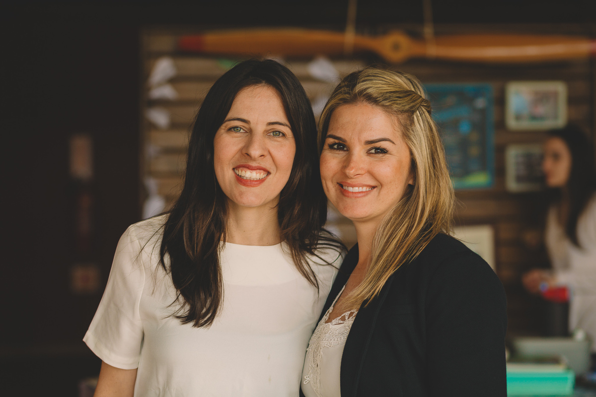 mãe do aniversariante e amiga