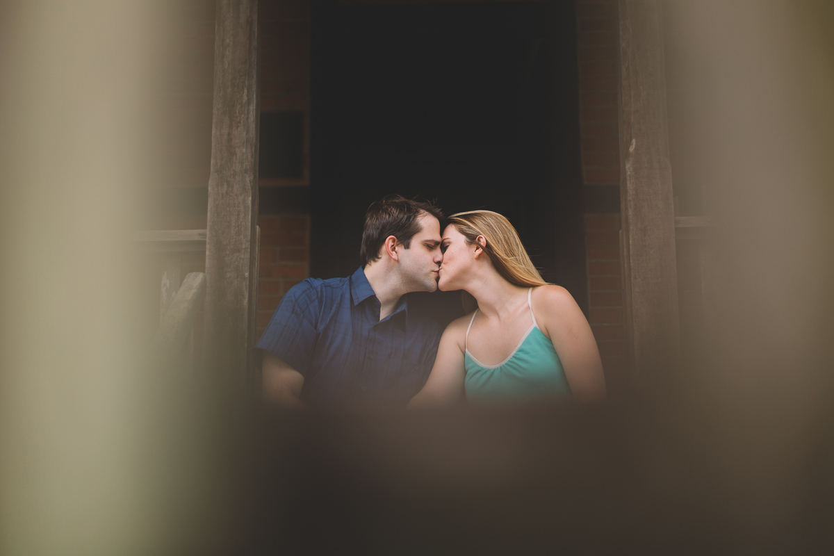 Beijo na porta de casa