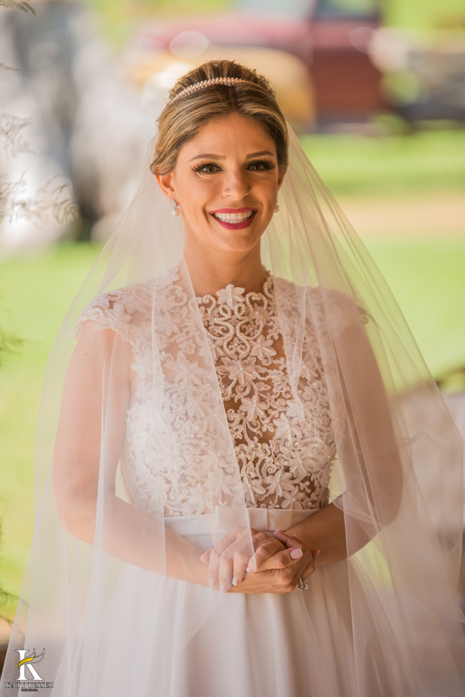 casamento-de-dia-tatiane-fernando-noivo-noiva-vestido-bouquet-making-of-cerimonia-festa