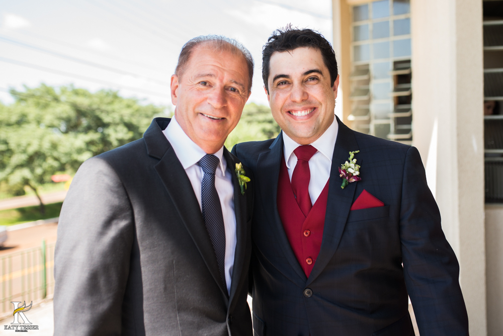 casamento-de-dia-tatiane-fernando-noivo-noiva-vestido-bouquet-making-of-cerimonia-festa