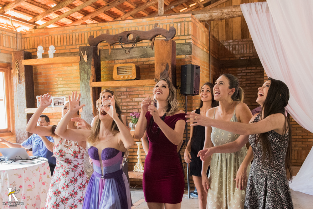 casamento-de-dia-tatiane-fernando-noivo-noiva-vestido-bouquet-making-of-cerimonia-festa