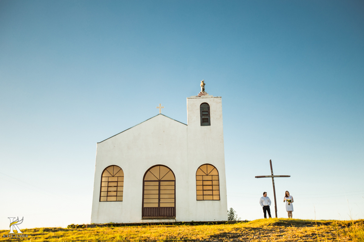 Ensaio pré casamento do casal Ilenir e Alexsandro na vinícola Vilagio Grando em Santa Catarina pela fotógrafa Katy Tesser
