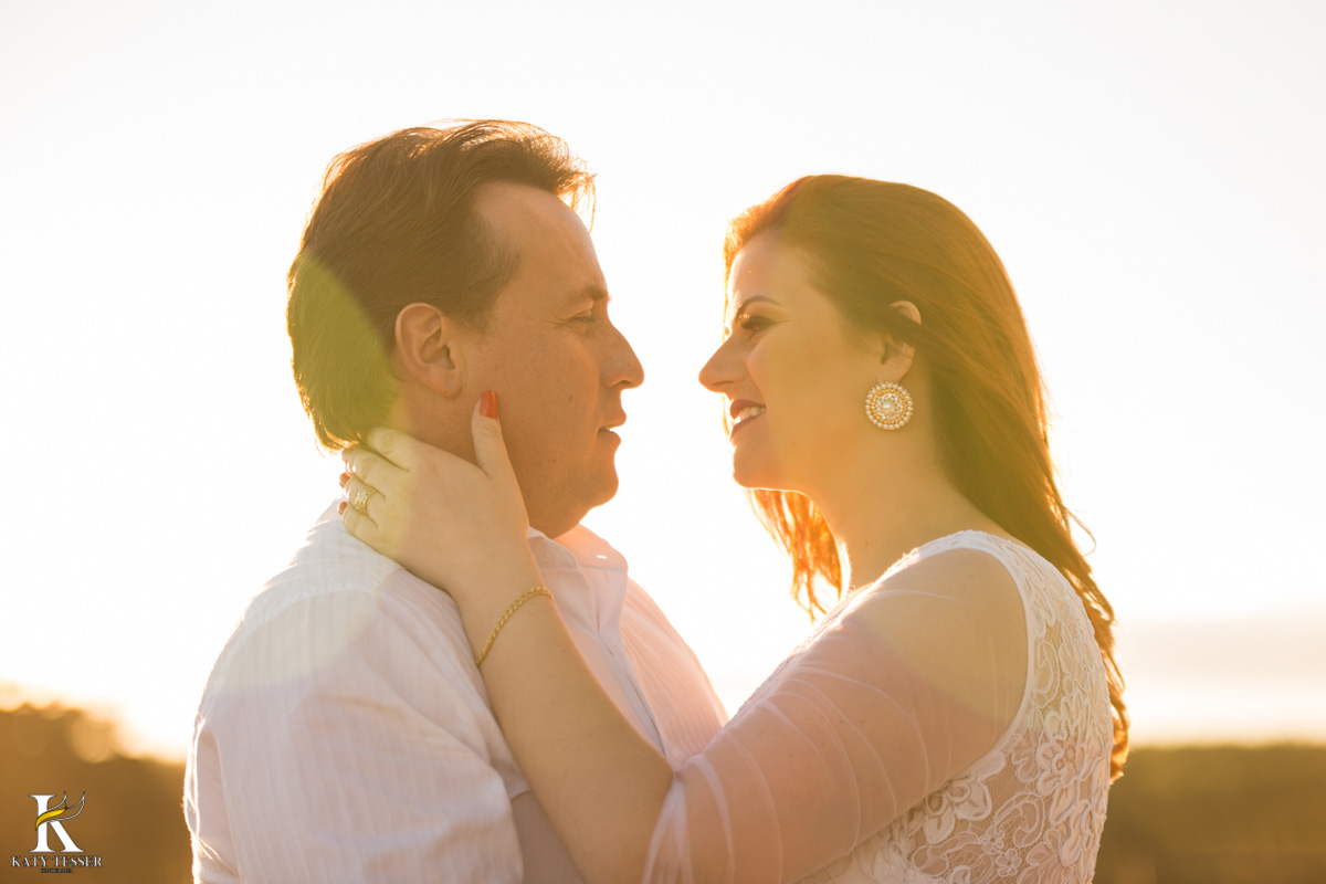 Ensaio pré casamento do casal Ilenir e Alexsandro na vinícola Vilagio Grando em Santa Catarina pela fotógrafa Katy Tesser