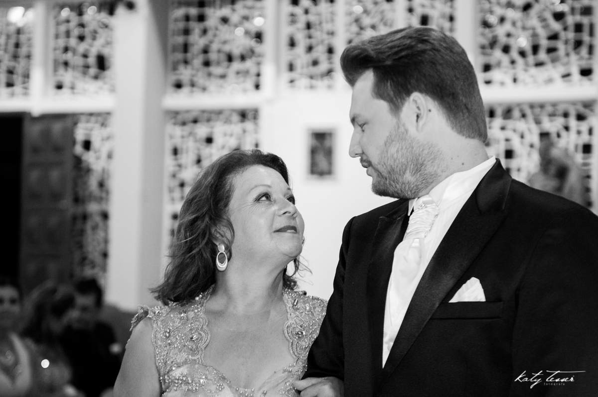 katy tesser,katy tesser fotografa,katy tesser fotografia,katy tesser fotografo de casamento,katy tesser fotografa de casamento,casamento de dia,wedding,casamento de dia,pre wedding,e session,trash the dress,fotografo de casamento pato branco,fotografo de 