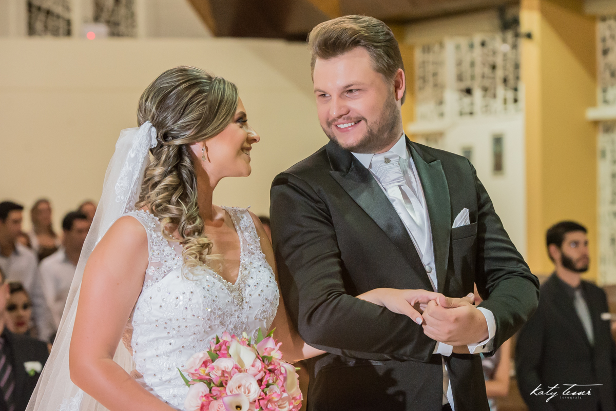 katy tesser,katy tesser fotografa,katy tesser fotografia,katy tesser fotografo de casamento,katy tesser fotografa de casamento,casamento de dia,wedding,casamento de dia,pre wedding,e session,trash the dress,fotografo de casamento pato branco,fotografo de 