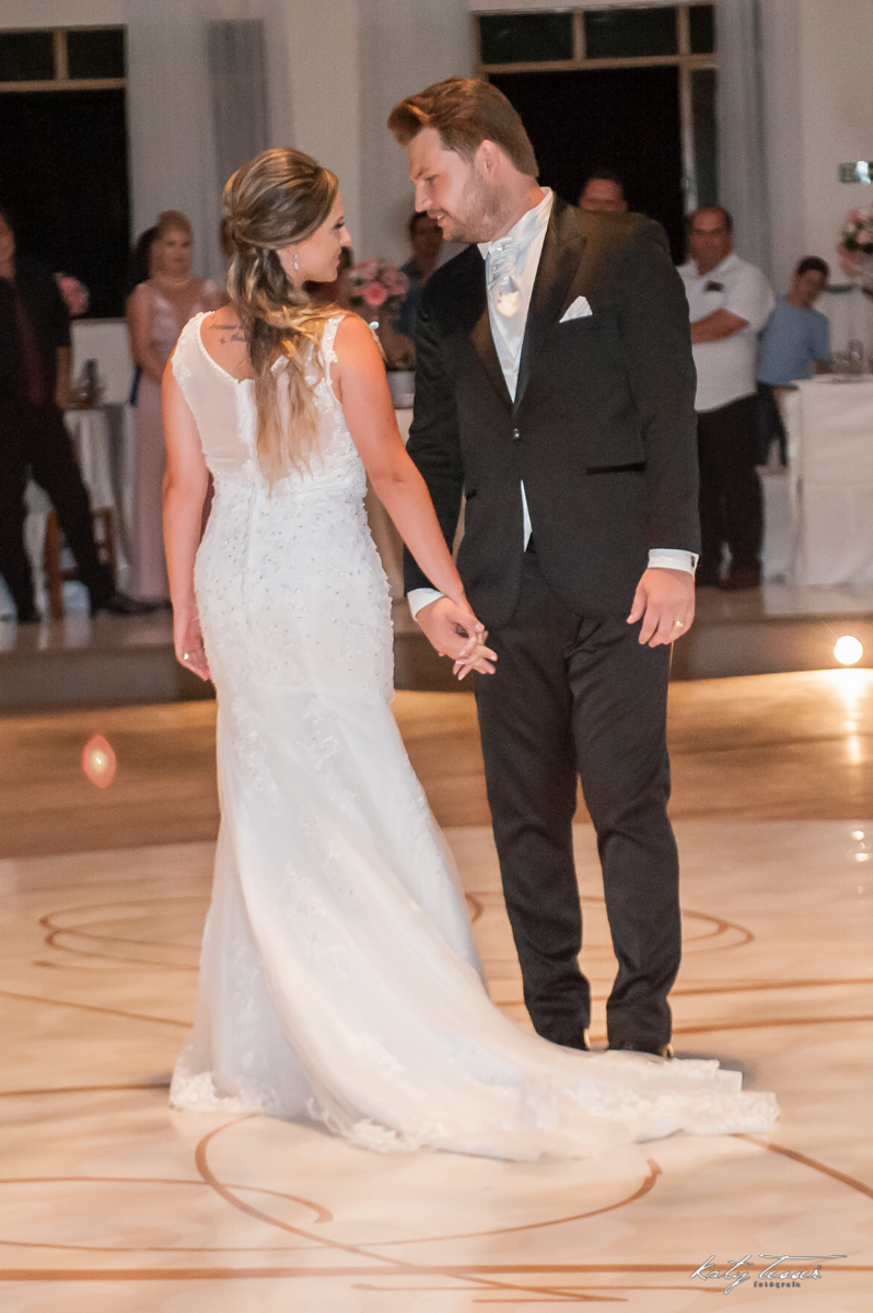 katy tesser,katy tesser fotografa,katy tesser fotografia,katy tesser fotografo de casamento,katy tesser fotografa de casamento,casamento de dia,wedding,casamento de dia,pre wedding,e session,trash the dress,fotografo de casamento pato branco,fotografo de 