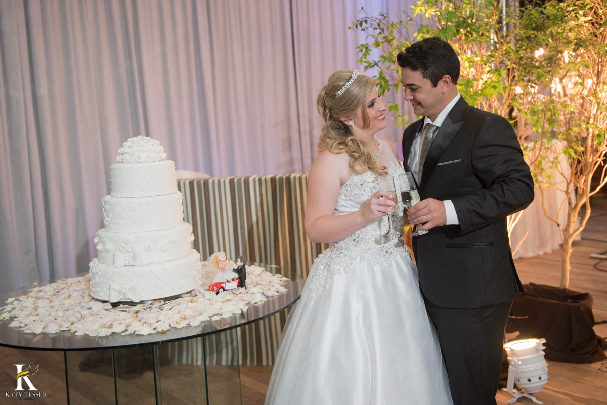 festa de casamento parana brinde dos noivos com os pais em coronel vivida fotografo katy tesser