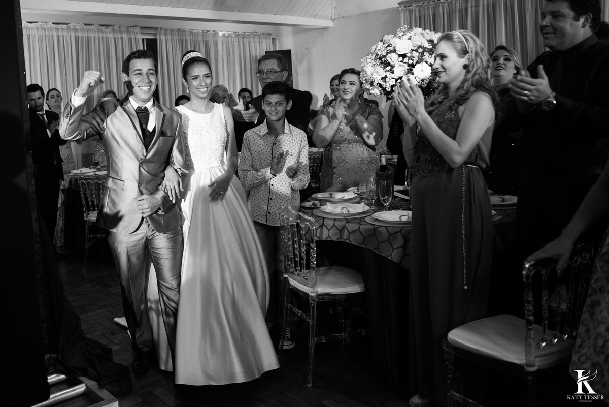 casamento chopinzinho pr katy tesser fotografo parana entrada dos noivos