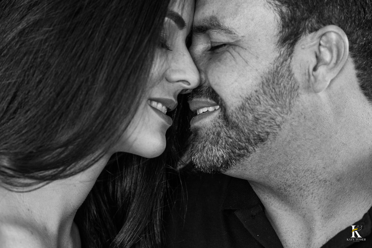 book pre casamento em coronel vivida na fazenda san rafael e no blues burger da noiva carla e do noivo fabio fotos ao ar livre