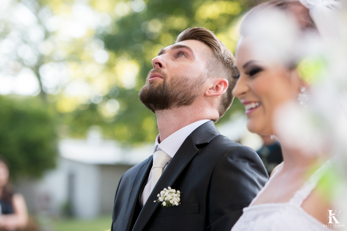 Casamento ao ar livre de dia na cabana manhare em Francisco beltrao parana de Ademir ana Paula as fotos de katy tesser fotografo na cerimonia 