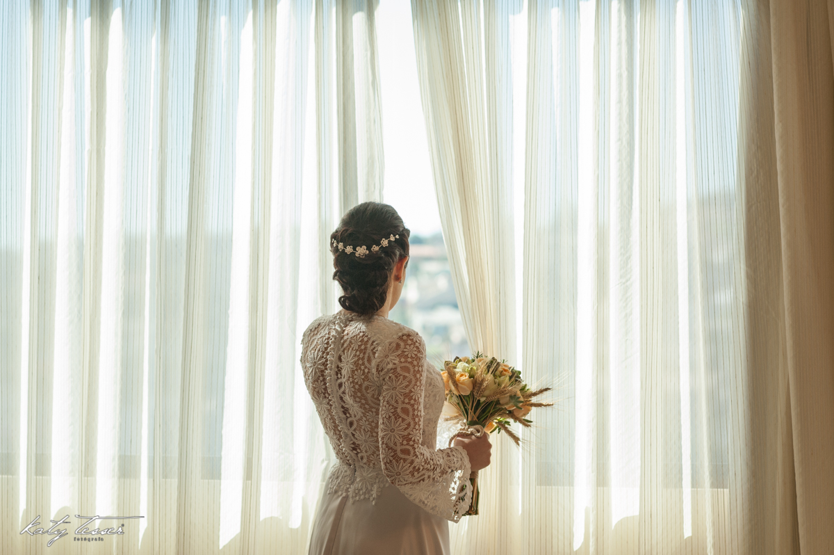 katy tesser,katy tesser fotografa,fotografa de casamento,casamento de dia,wedding,casamento de dia,casamento Mariana e marcos, decoração, buque, vestido de noiva, noivo, terno do noivo, pajens, casamento pato branco, casamento coronel vivida