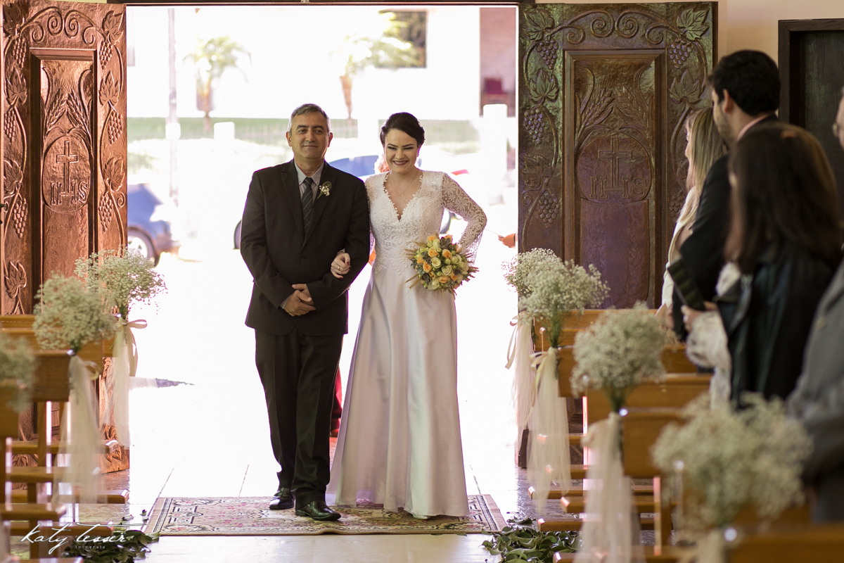 katy tesser,katy tesser fotografa,fotografa de casamento,casamento de dia,wedding,casamento de dia,casamento Mariana e marcos, decoração, buque, vestido de noiva, noivo, terno do noivo, pajens, casamento pato branco, casamento coronel vivida