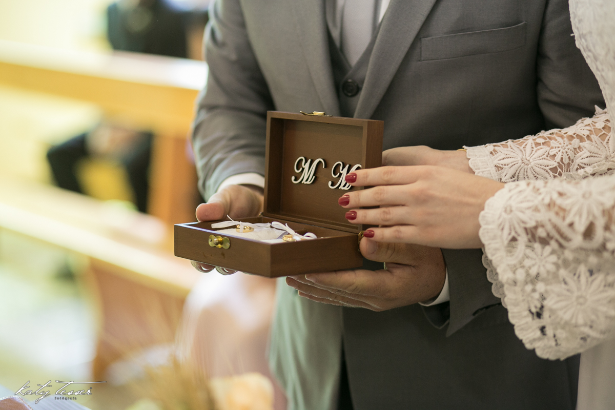 katy tesser,katy tesser fotografa,fotografa de casamento,casamento de dia,wedding,casamento de dia,casamento Mariana e marcos, decoração, buque, vestido de noiva, noivo, terno do noivo, pajens, casamento pato branco, casamento coronel vivida