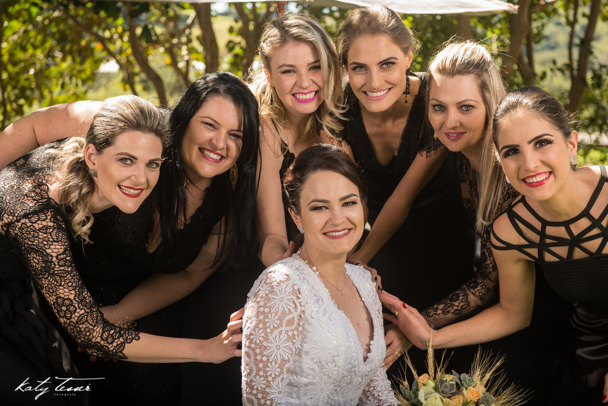 katy tesser,katy tesser fotografa,fotografa de casamento,casamento de dia,wedding,casamento de dia,casamento Mariana e marcos, decoração, buque, vestido de noiva, noivo, terno do noivo, pajens, casamento pato branco, casamento coronel vivida