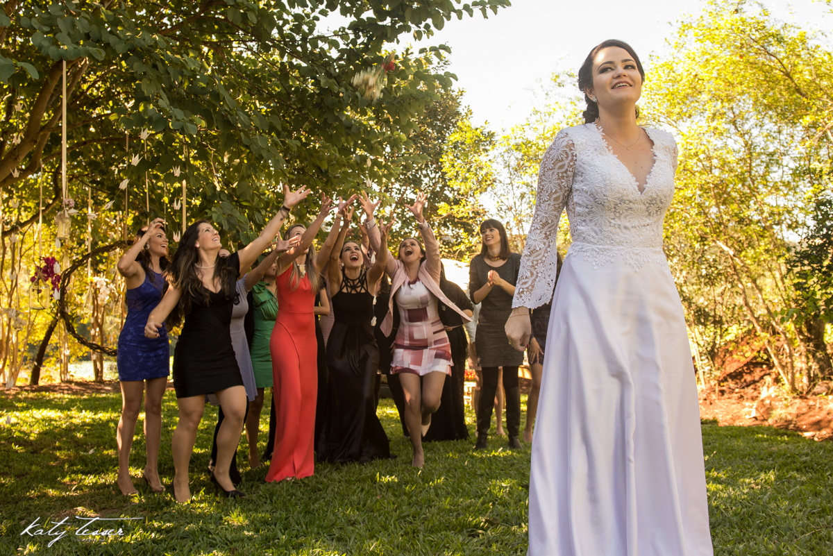 katy tesser,katy tesser fotografa,fotografa de casamento,casamento de dia,wedding,casamento de dia,casamento Mariana e marcos, decoração, buque, vestido de noiva, noivo, terno do noivo, pajens, casamento pato branco, casamento coronel vivida