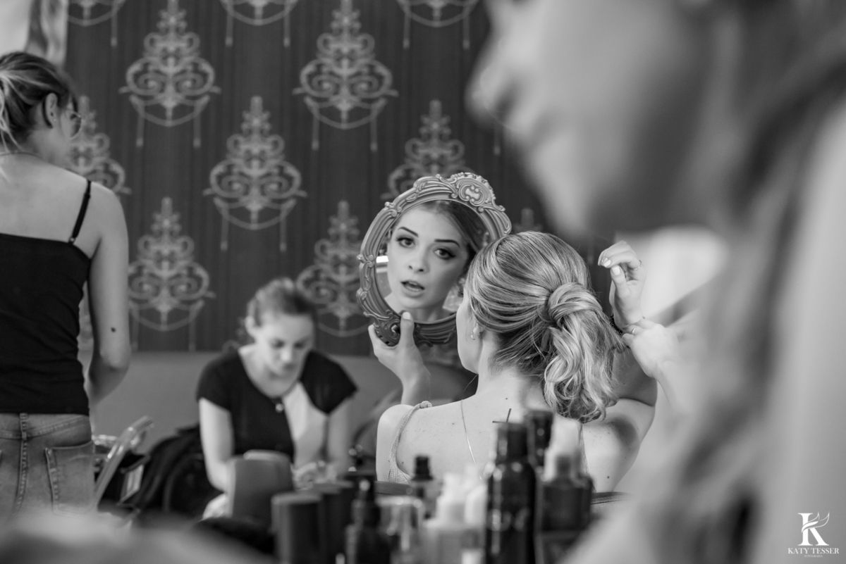 casamento mini wedding e cerimonia intima de andré e barbara em coronel vivida parana katy tesser melhor fotografo de casamento parana making of da noiva