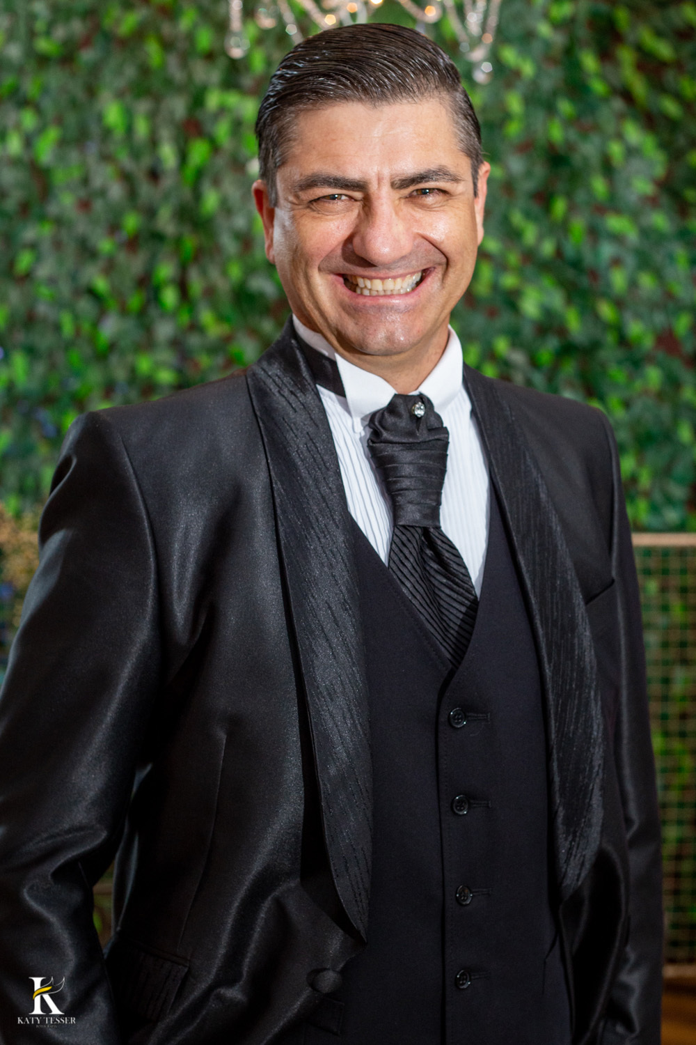 Casamento de tania e Severino em coronel vivida parana segunda união no civil registros katy tesser fotografo melhor do parana sessao de fotos do noivo