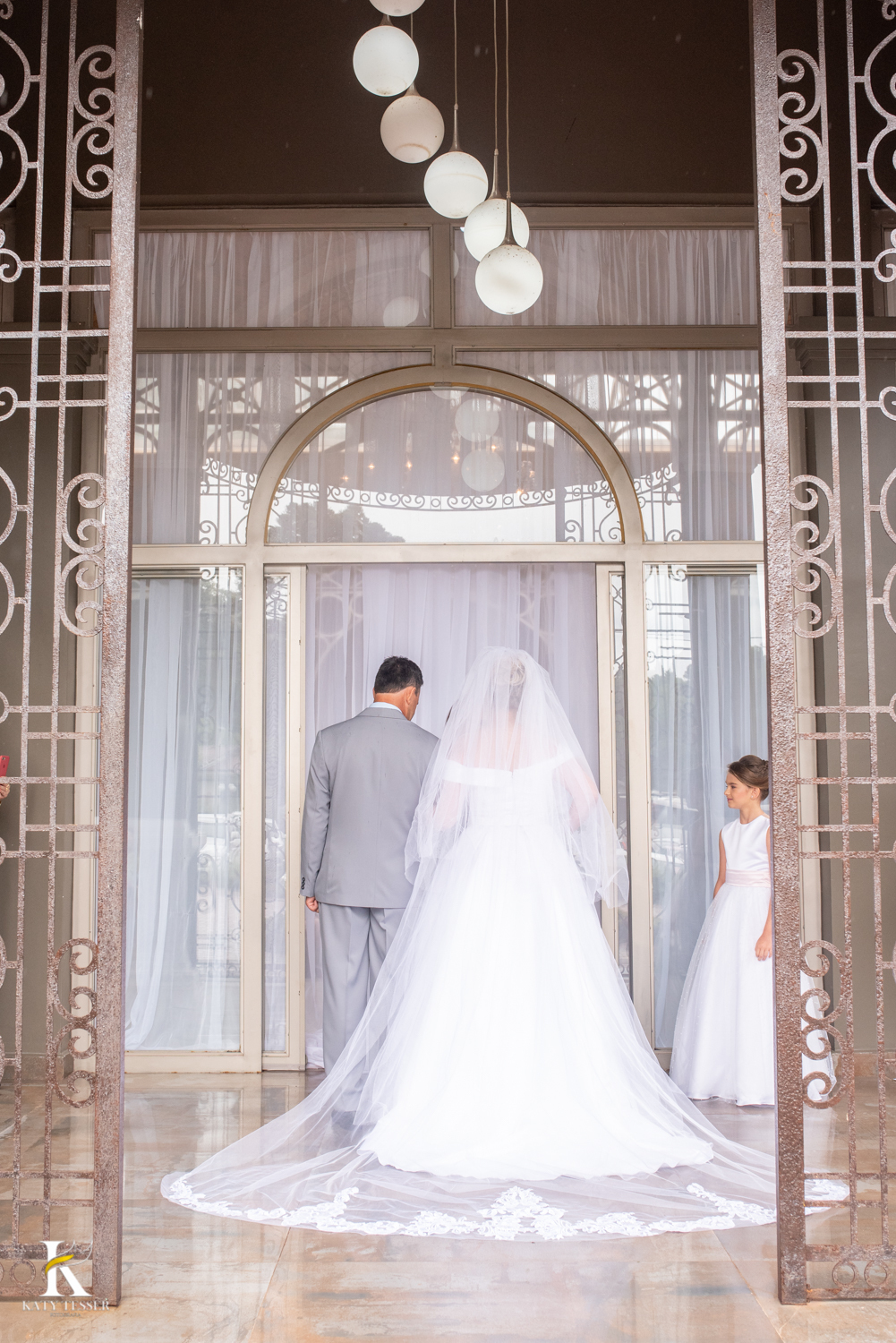 casamento de flavia e gustavo urio park marmeleiro parana katy tesser fotografo melhor do parana entrada da noiva