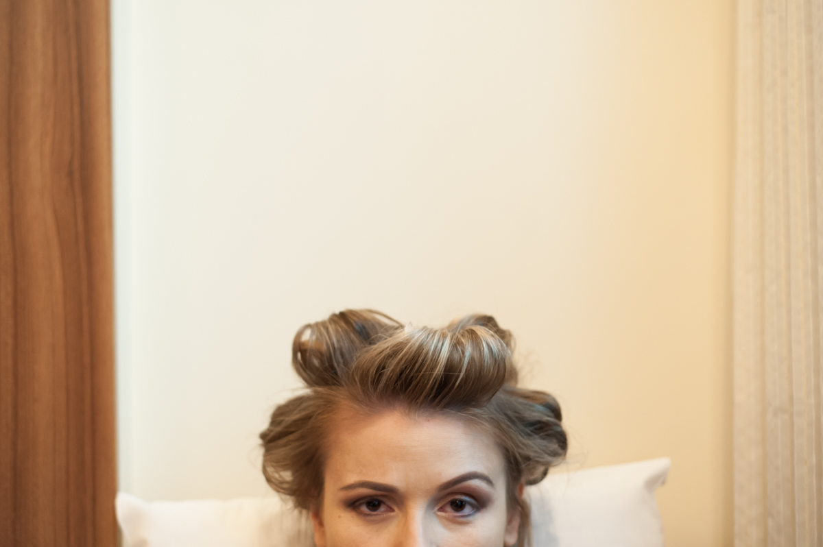 sapato da noiva,vestido de noiva, noiva, dia do casamento, lauren lyncon, casamento em coronel vivida, lauren e lyncon, making of,katy tesser,katy tesser fotografa,katy tesser fotografia,katy tesser fotografo de casamento,katy tesser fotografa de casament