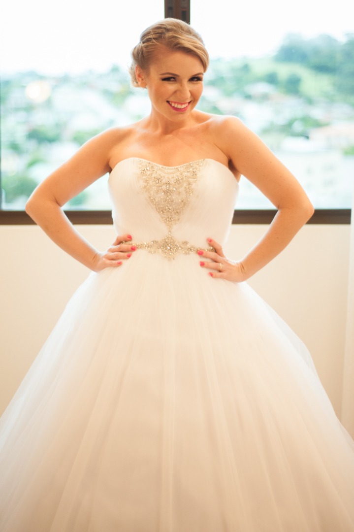 sapato da noiva,vestido de noiva, noiva, dia do casamento, lauren lyncon, casamento em coronel vivida, lauren e lyncon, making of,katy tesser,katy tesser fotografa,katy tesser fotografia,katy tesser fotografo de casamento,katy tesser fotografa de casament