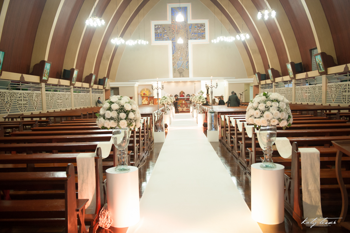 decoração, decoração de casamento, arranjo de casasmento, igreja, igreja decorada, casamento de caroline e fabiano, caroline e fabiano,katy tesser,katy tesser fotografa,katy tesser fotografia,katy tesser fotografo de casamento,katy tesser fotografa de cas