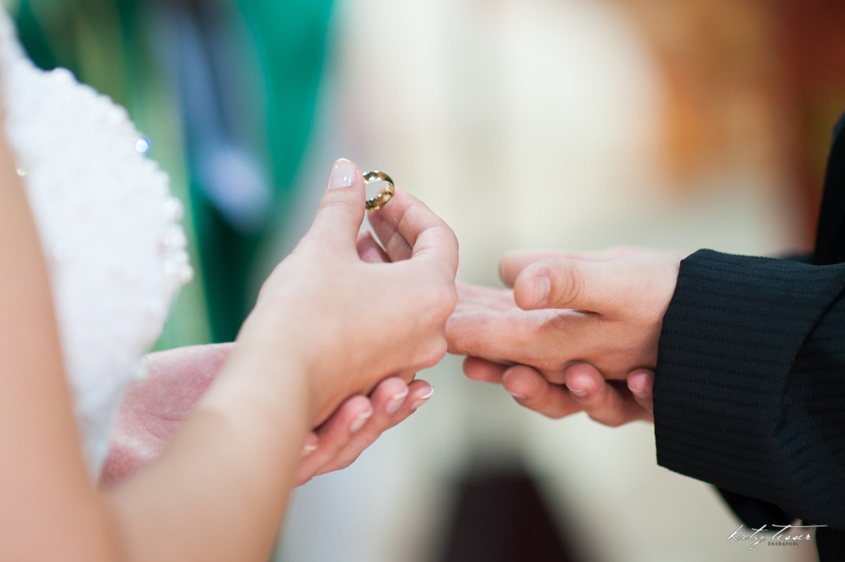 aliança de casamento, aliança dos noivos, aliança, juramento,katy tesser,katy tesser fotografa,katy tesser fotografia,katy tesser fotografo de casamento,katy tesser fotografa de casamento,casamento de dia,wedding,casamento de dia,pre wedding,e session,tra