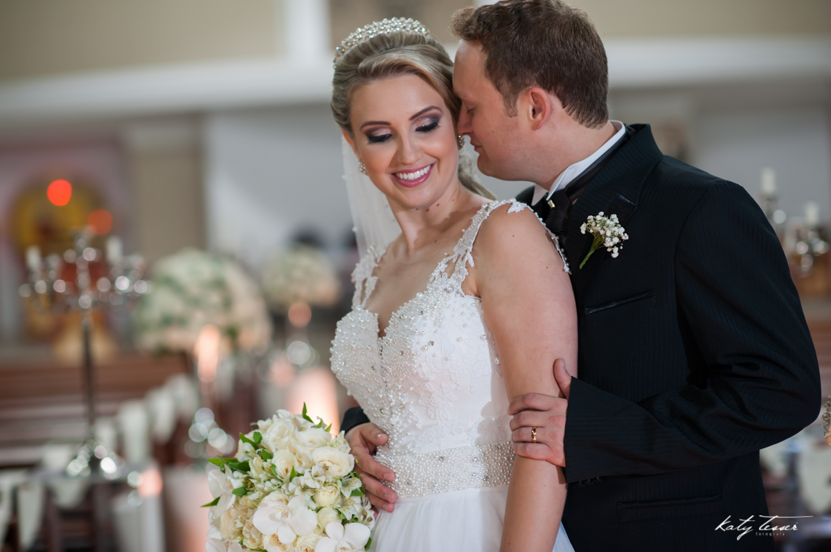 sessão dos noivos, fotos dos noivos, book dos noivos, caroline e fabiano, casamento de caroline e fabiano, vestido de noiva, bouquet de noiva, noiva, vestido, bouquet, véu de noiva, veu da noiva, aliança, aliança de casamento,katy tesser,katy tesser fotog
