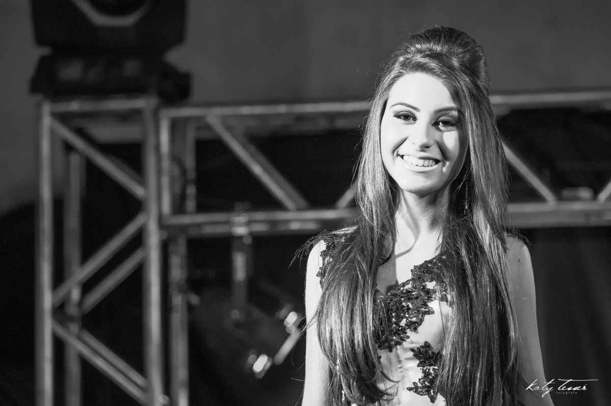 15 anos, beatriz, katy tesser fotos criativas, fotos criativas, katy tesser, fotografo, fotografa, katy tesser fotografia, fotos katy tesser, book, sessão fotográfica, fotografo coronelvivida, fotografo pato branco, fotografo francisco beltrão, fotografo 