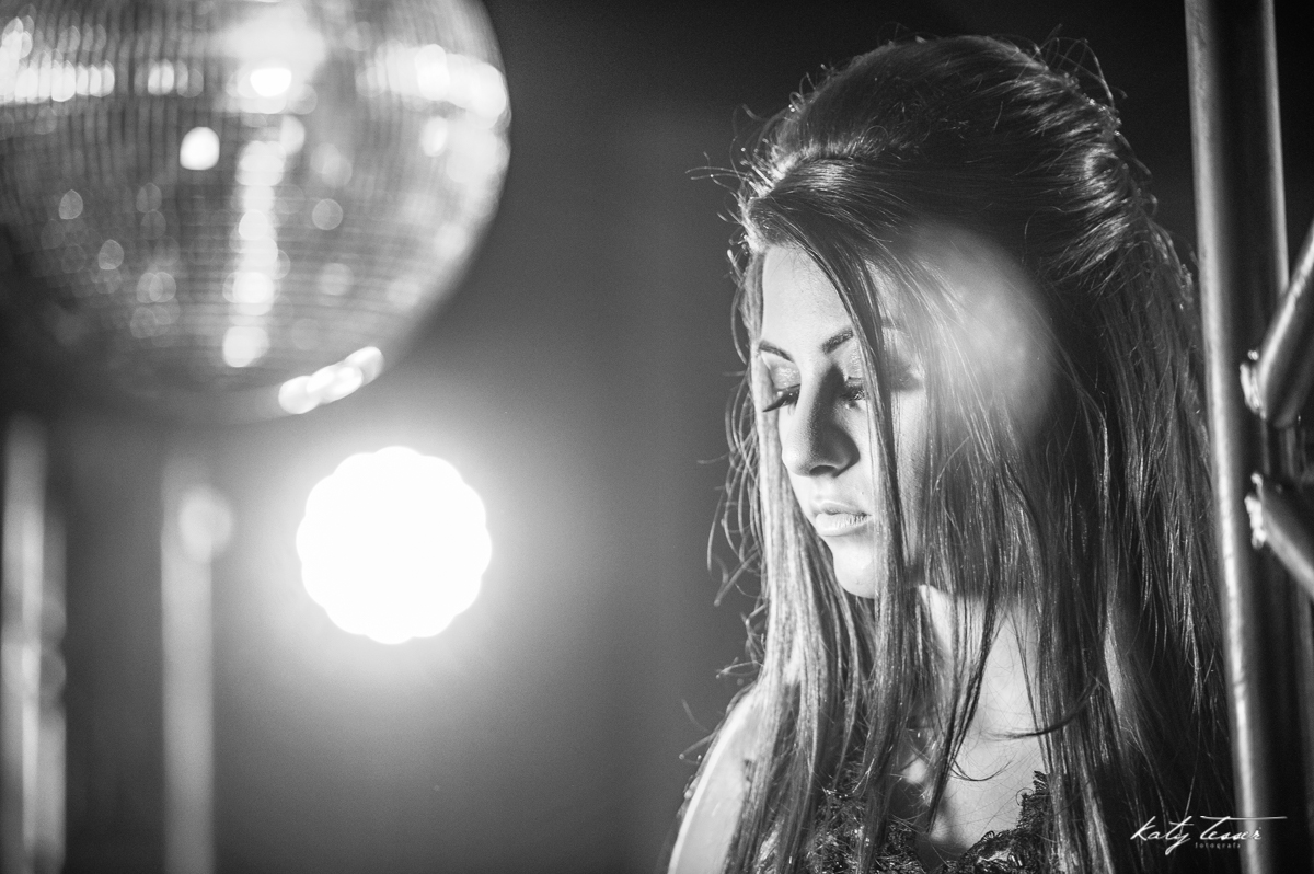 15 anos, beatriz, katy tesser fotos criativas, fotos criativas, katy tesser, fotografo, fotografa, katy tesser fotografia, fotos katy tesser, book, sessão fotográfica, fotografo coronelvivida, fotografo pato branco, fotografo francisco beltrão, fotografo 