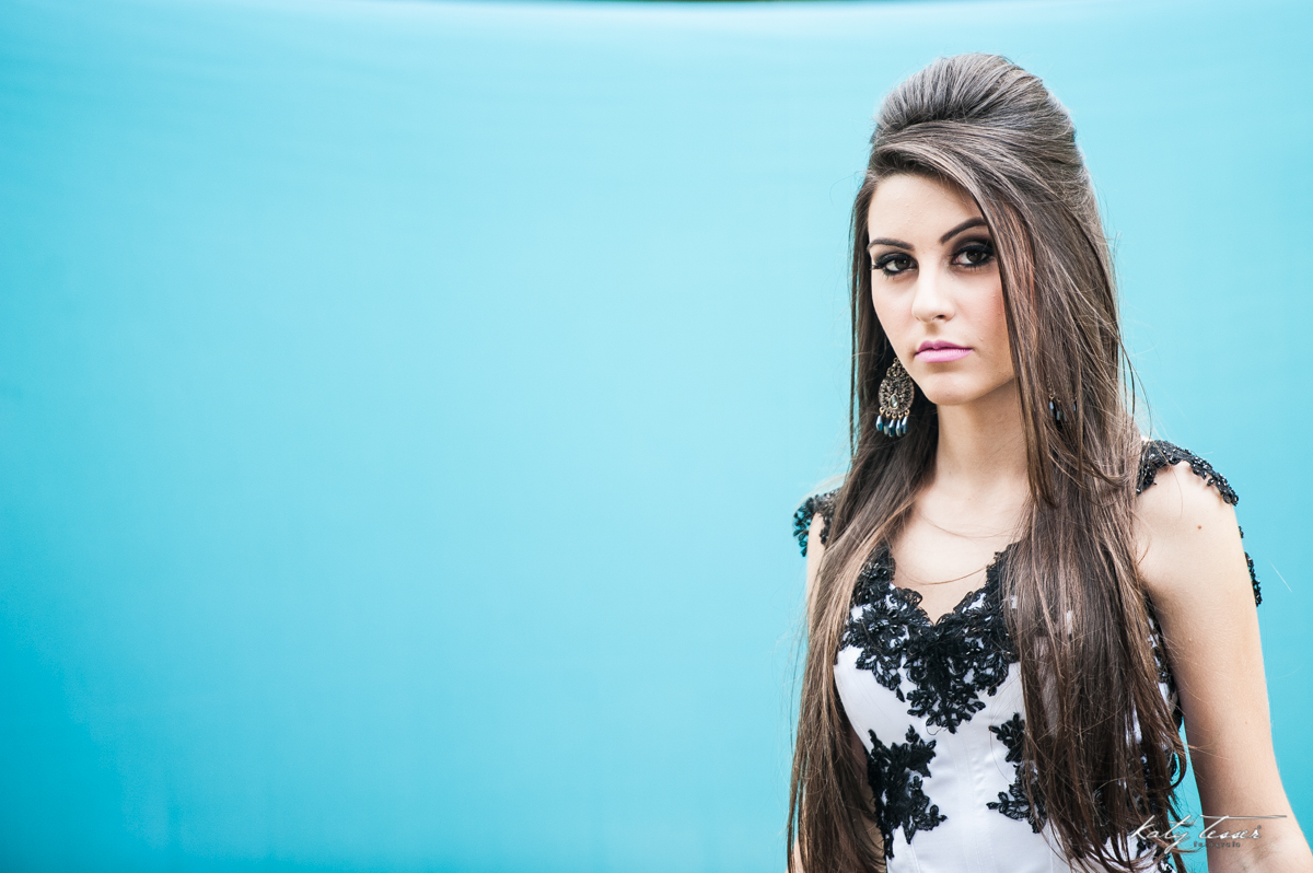 15 anos, beatriz, katy tesser fotos criativas, fotos criativas, katy tesser, fotografo, fotografa, katy tesser fotografia, fotos katy tesser, book, sessão fotográfica, fotografo coronelvivida, fotografo pato branco, fotografo francisco beltrão, fotografo 