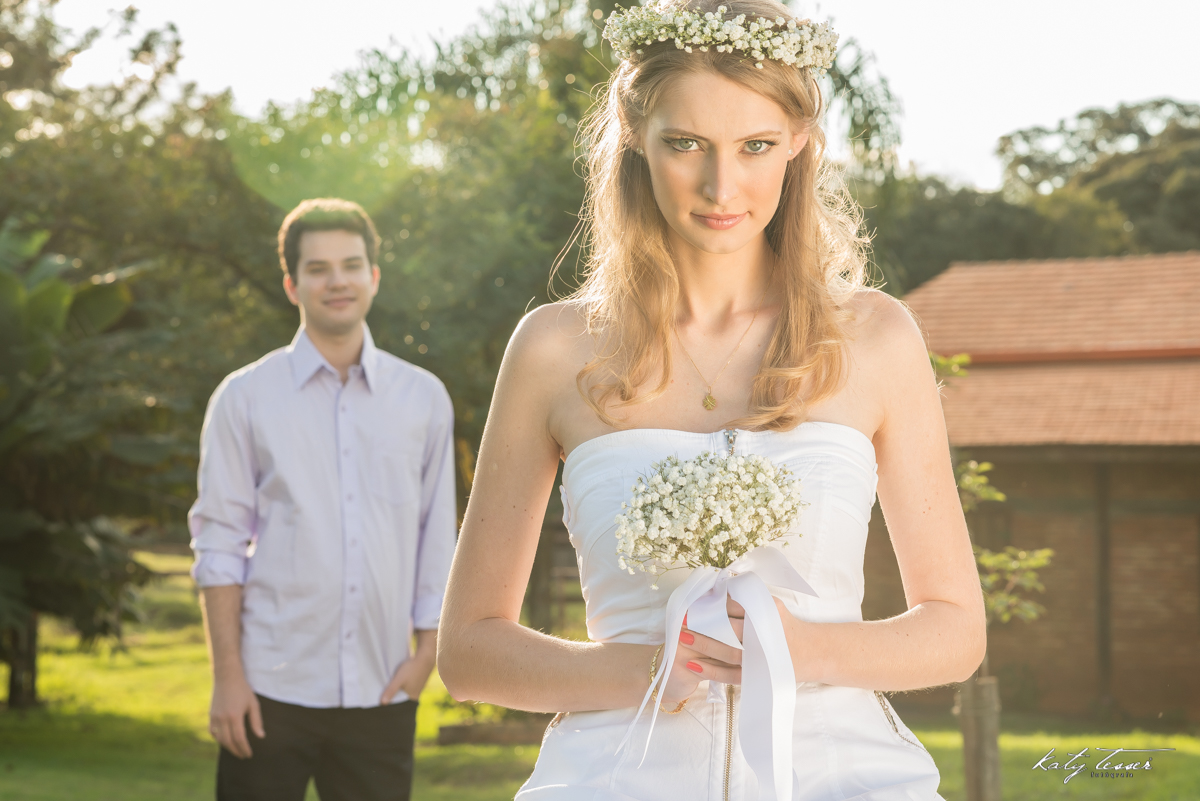carol e vini, caroline e vinicius, pre casamento, katy tesser fotos criativas, fotos criativas, katy tesser, fotografo, fotografa, katy tesser fotografia, fotos katy tesser, book, sessão fotográfica, fotografo coronel vivida, fotografo pato 