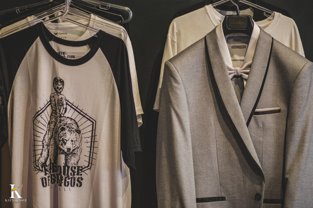 Casamento de bruna e jean em coronel vivida paraná registro fotográfico Katy tesser fotografo o melhor traje do noivo making of na barbearia