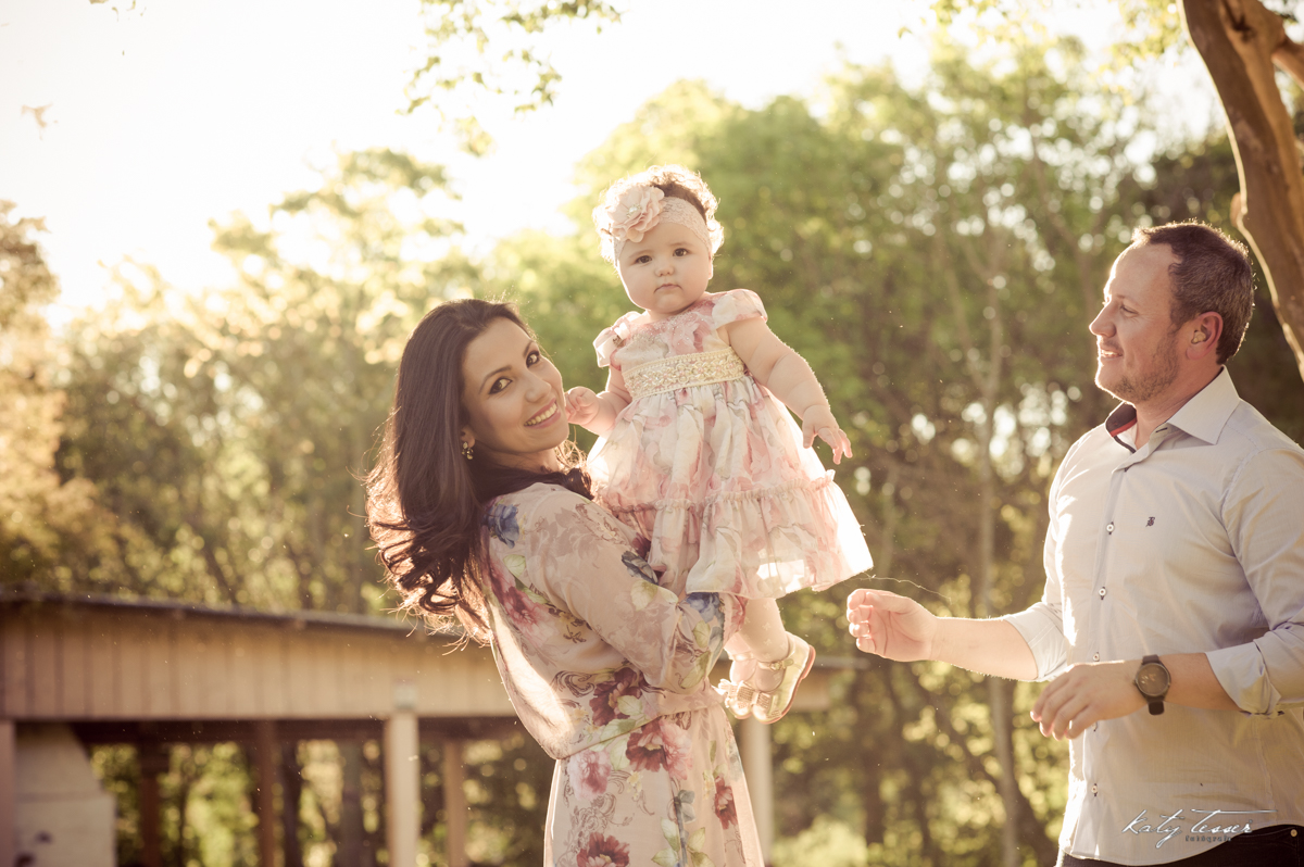 fotos de familia, sessão de familia, crianças, book externo de criança, book externo de familia, katy tesser fotos criativas, fotos criativas, katy tesser, fotografo, fotografa, katy tesser fotografia, fotos katy tesser, book, sess&at