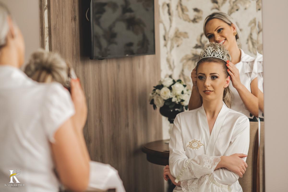 Casamento camila e Jacson laranjeiras do sul parana cerimonia tradicional Katy tesser melhor fotografo making of da noiva cora 