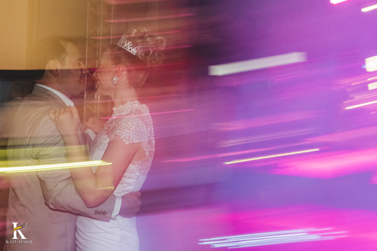 Casamento camila e Jacson laranjeiras do sul parana cerimonia tradicional Katy tesser melhor fotografo recepção do casamento valsa dos noivos